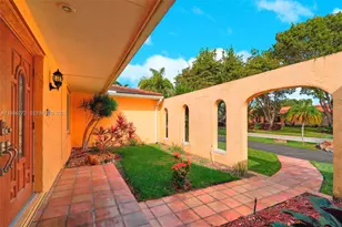 15424 SW 77th Ct, Palmetto Bay, FL 33157 - Photo 4