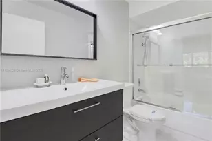 105 Club Dr, Palm Beach Gardens, FL 33418 - Photo 20