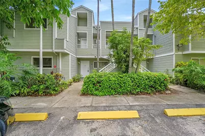 3453 NW 44th St #107, Oakland Park, FL 33309 - Photo 1