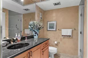 20281 E Country Club Dr, Aventura, FL 33180 - Photo 20