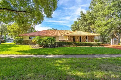 7210 W Troon Cir, Miami Lakes, FL 33014 - Photo 2