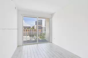 321 NE 26th St, Miami, FL 33137 - Photo 24