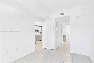 321 NE 26th St, Miami, FL 33137 - Photo 18