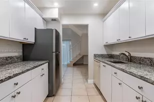 8500 SW 109th Ave, Miami, FL 33173 - Photo 10