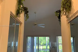 231 W Canterbury Dr W, Palm Beach Gardens, FL 33418 - Photo 14