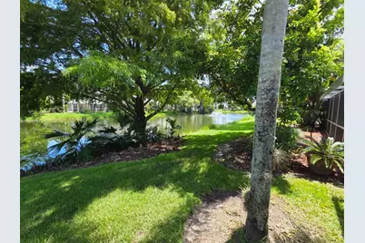 231 W Canterbury Dr W, Palm Beach Gardens, FL 33418 - Photo 26
