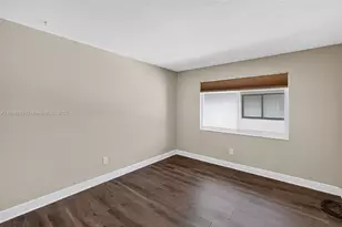 539 Menendez Ave, Coral Gables, FL 33146 - Photo 18