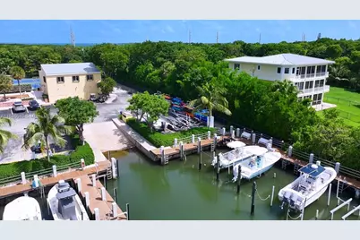 9812 Windward Ave, Key Largo, FL 33037 - Photo 32