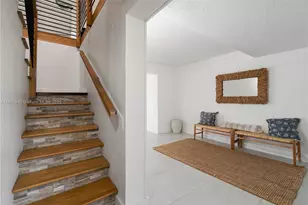 9812 Windward Ave, Key Largo, FL 33037 - Photo 10