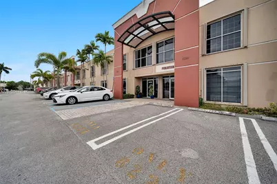 8224 NW 30th Ter #24, Doral, FL 33122 - Photo 2