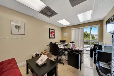 8224 NW 30th Ter #24, Doral, FL 33122 - Photo 32