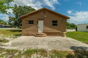 1021 W 33rd St, Riviera Beach, FL 33404 - Photo 22