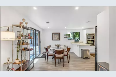 781 NE 162nd St, Miami, FL 33162 - Photo 6