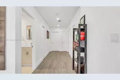 781 NE 162nd St, Miami, FL 33162 - Photo 10