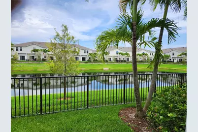 880 NW 3rd Way #880, Pompano Beach, FL 33060 - Photo 10
