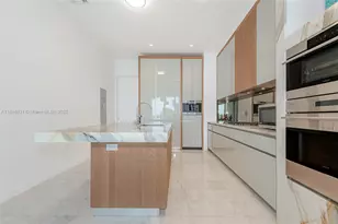 2821 S Bayshore Dr, Coconut Grove, FL 33133 - Photo 12