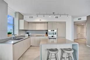 4010 S Ocean Dr, Hollywood, FL 33019 - Photo 10