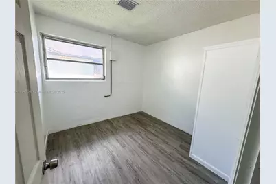 12020 NW 34th Pl, Sunrise, FL 33323 - Photo 22