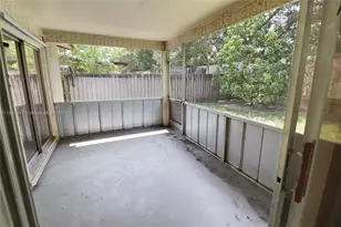 12020 NW 34th Pl, Sunrise, FL 33323 - Photo 20