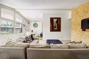 9755 SW 161st St, Miami, FL 33157 - Photo 8