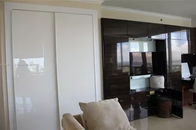 4401 Collins Ave #2315/2317, Miami Beach, FL 33140 - Photo 10