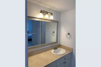 300 Bayview Dr #1901, Sunny Isles Beach, FL 33160 - Photo 8