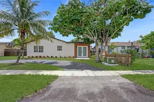 6220 NW 12th Ct, Sunrise, FL 33313 - Photo 2