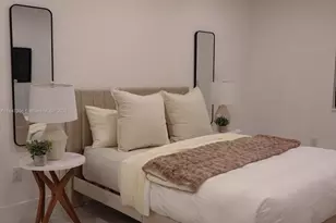 930 NE 163rd St, North Miami Beach, FL 33162 - Photo 18