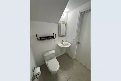 60 SW 13th St #1605, Miami, FL 33130 - Photo 8