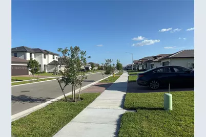 5061 Penella Ave, Other City - In The State Of Florida, FL 34142 - Photo 12