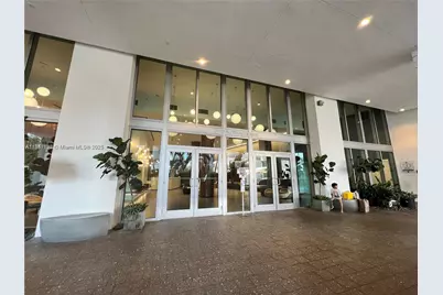 350 S Miami Ave #1907, Miami, FL 33130 - Photo 4