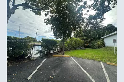 7801 NE 4th Ct #101, Miami, FL 33138 - Photo 8