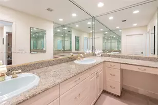 13020 SW 70th Ave, Pinecrest, FL 33156 - Photo 26