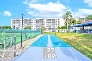 681 S Hollybrook Dr, Pembroke Pines, FL 33025 - Photo 34