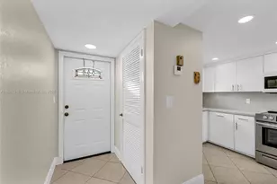 681 S Hollybrook Dr, Pembroke Pines, FL 33025 - Photo 2