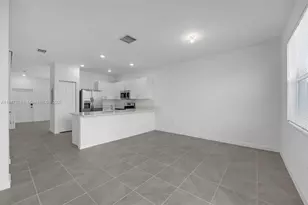 2858 SE 25th Rd, Homestead, FL 33035 - Photo 8