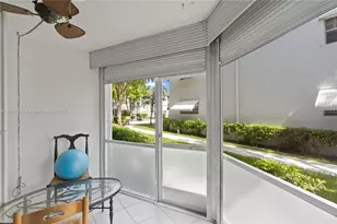 1040 SE 4th Ave, Deerfield Beach, FL 33441 - Photo 20