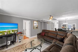 1040 SE 4th Ave, Deerfield Beach, FL 33441 - Photo 10