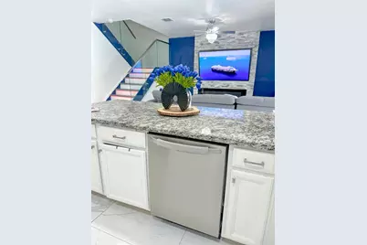 4162 NE 21st St, Homestead, FL 33033 - Photo 30