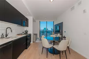 398 NE 5th St, Miami, FL 33132 - Photo 4