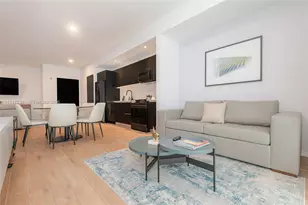 398 NE 5th St, Miami, FL 33132 - Photo 14
