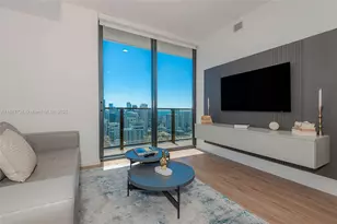 398 NE 5th St, Miami, FL 33132 - Photo 2