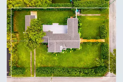 690 NE 118th St, Biscayne Park, FL 33161 - Photo 34