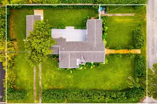 690 NE 118th St, Biscayne Park, FL 33161 - Photo 34