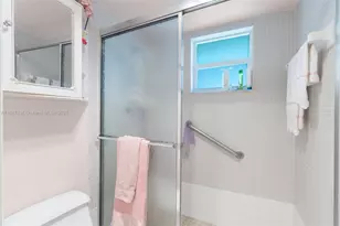 3120 Holiday Springs Blvd, Margate, FL 33063 - Photo 14