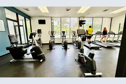 100 Bayview Dr #429, Sunny Isles Beach, FL 33160 - Photo 16