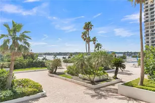 1201 S Ocean Dr, Hollywood, FL 33019 - Photo 28
