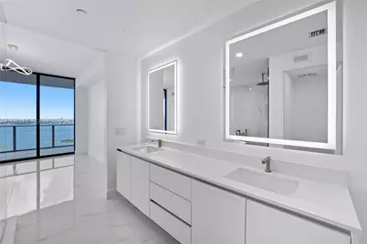700 NE 24th St #3502, Miami, FL 33137 - Photo 8