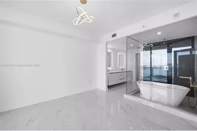 700 NE 24th St #3502, Miami, FL 33137 - Photo 30