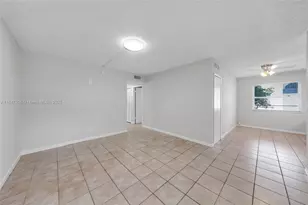 7921 NW 44th Ct, Coral Springs, FL 33065 - Photo 8